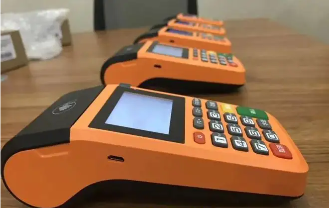 星驿付POS机400客服电话是多少？